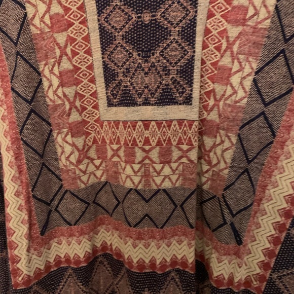 Lucky Brand Geometric Blue & Red Top - Picture 3 of 6